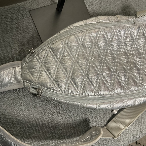 Baggallini Silver Backpack Quilted Design - Picture 4 of 8